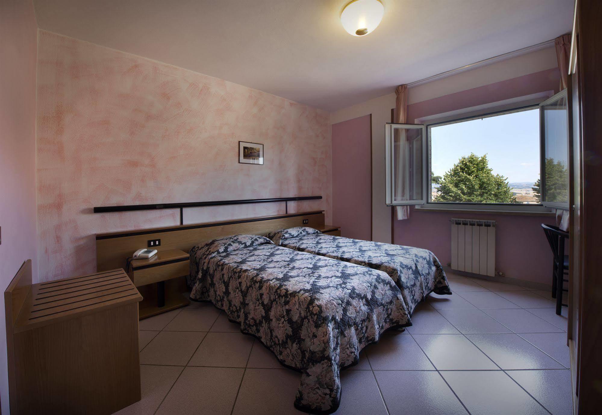 Albergo Di Murlo Buitenkant foto